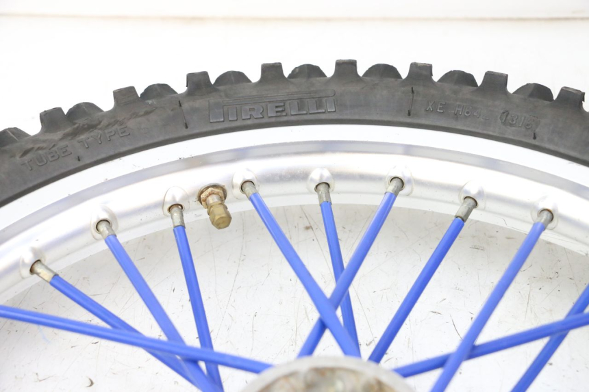 photo de FRONT RIM AND TIRE YAMAHA YZ 85 (2002 - 2018) - Component detail