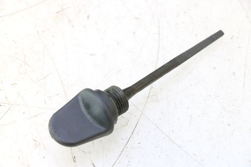 photo de ENGINE OIL DIPSTICK GILERA GP 800 (2007 - 2013) - Component detail