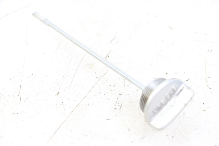 photo de ENGINE OIL LEVEL SUZUKI GSX E 250 (1982 - 1983) - Zoom on usage condition