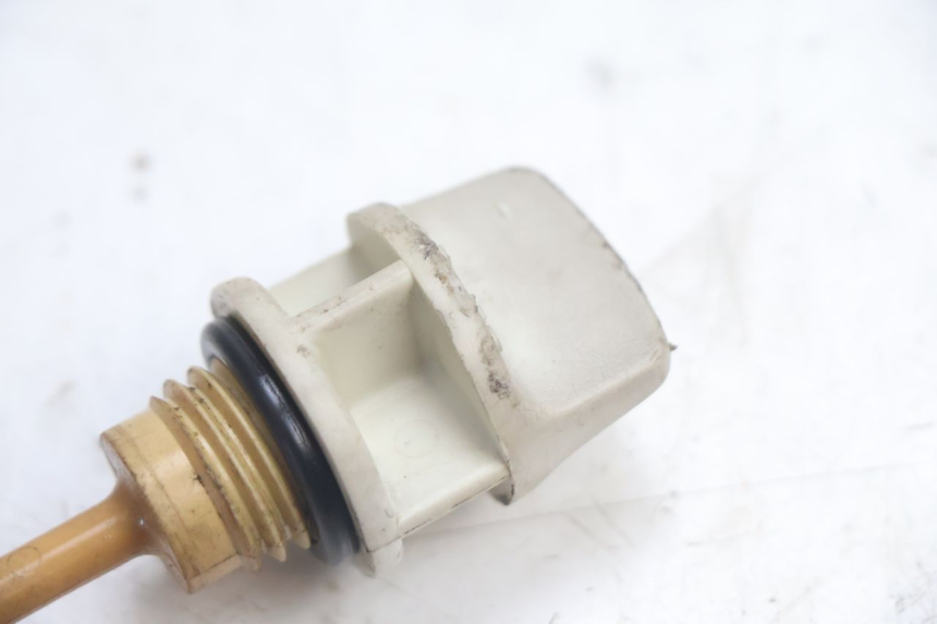 photo de ENGINE OIL LEVEL KYMCO LIKE 4T 50 (2019 - 2025) - Zoom on usage condition