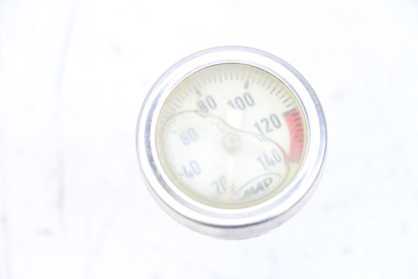 photo de ENGINE OIL LEVEL SUZUKI SV S 650 (1999 - 2002) - Main view