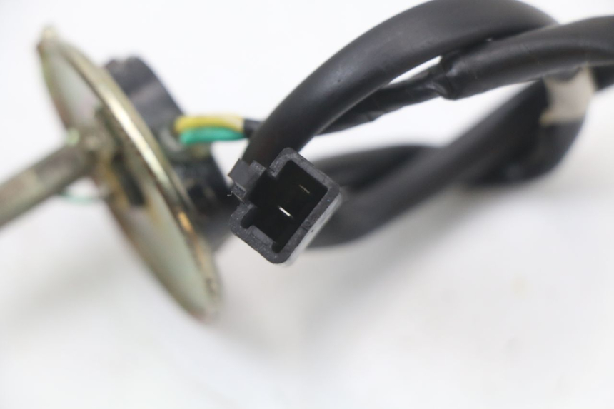 photo de FUEL TANK GAUGE DAELIM A-FOUR 2T 50 (2005 - 2012) - Alternative perspective