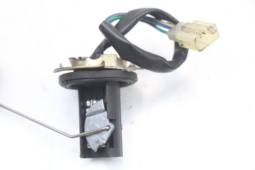 photo de FUEL TANK GAUGE KYMCO AGILITY 4T 50 (2005 - 2018) - Zoom on usage condition