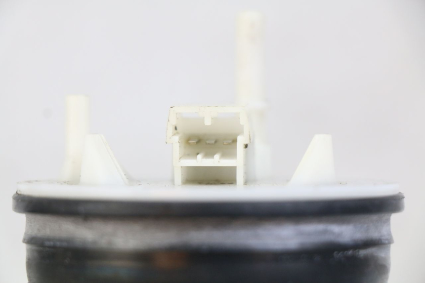 photo de FUEL TANK GAUGE APRILIA ATLANTIC 125 (2003 - 2009) - Technical close-up