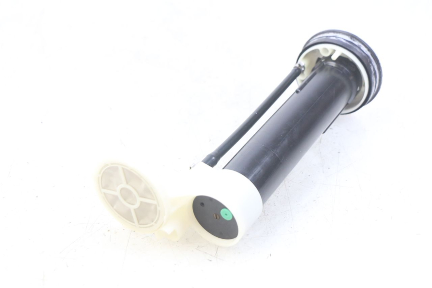 photo de FUEL TANK GAUGE APRILIA ATLANTIC 125 (2003 - 2009) - Technical close-up