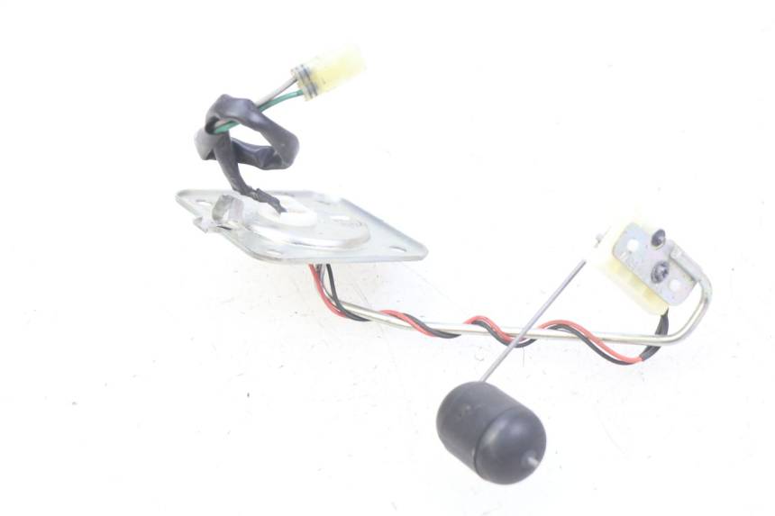 photo de FUEL TANK GAUGE HONDA CB R 1000 (2018 - 2023) - Alternative perspective