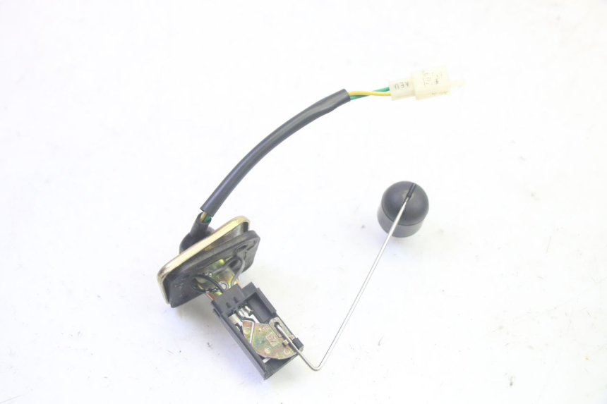 photo de FUEL TANK GAUGE SYM CROX 4T 50 (2016 - 2023) - Zoom on usage condition