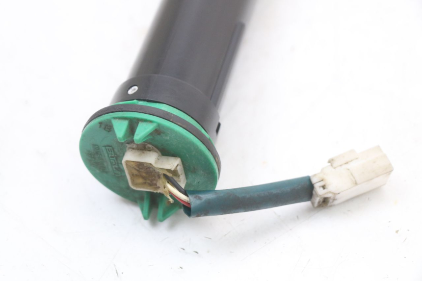photo de FUEL TANK GAUGE GILERA DNA 50 (2000 - 2007) - Zoom on usage condition