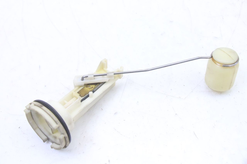 photo de FUEL TANK GAUGE PEUGEOT ELYSTAR 50 (2002 - 2014) - Zoom on usage condition