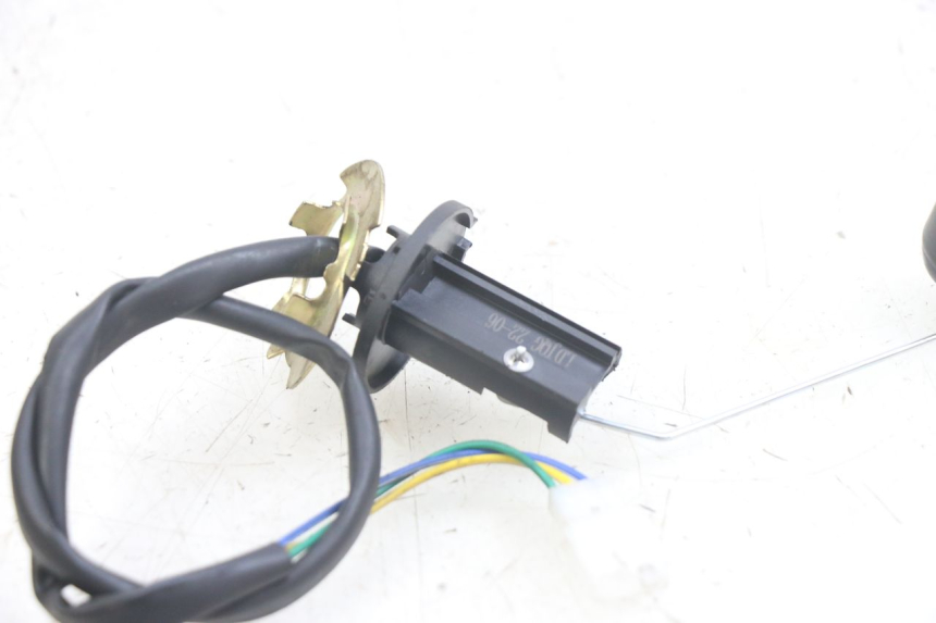 photo de FUEL TANK GAUGE JM MOTORS EVOLIS 4T 50 (2018 - 2022) - Zoom on usage condition