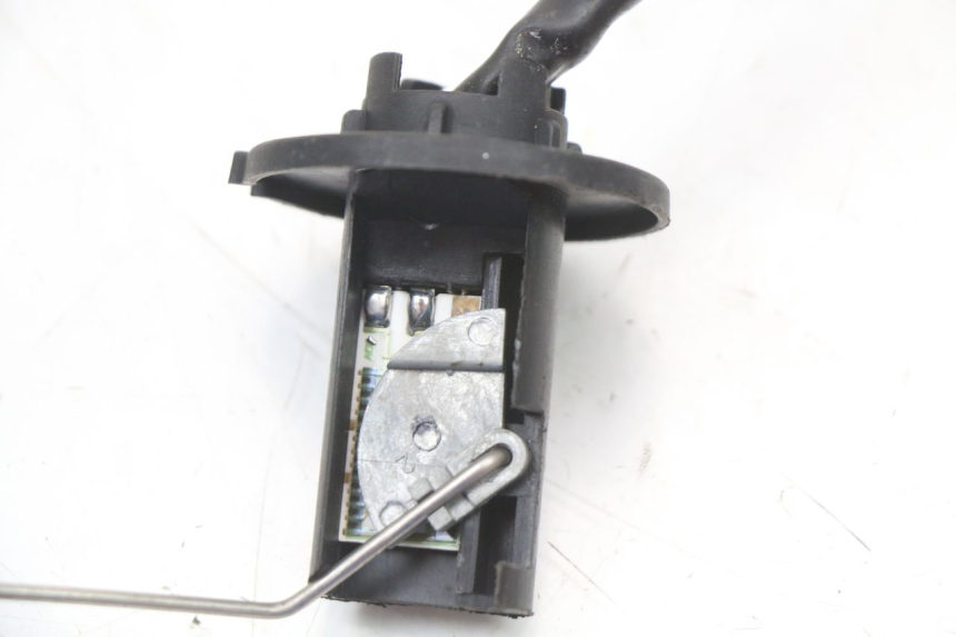 photo de FUEL TANK GAUGE SYM FIDDLE 2 50 (2008 - 2013) - Technical close-up