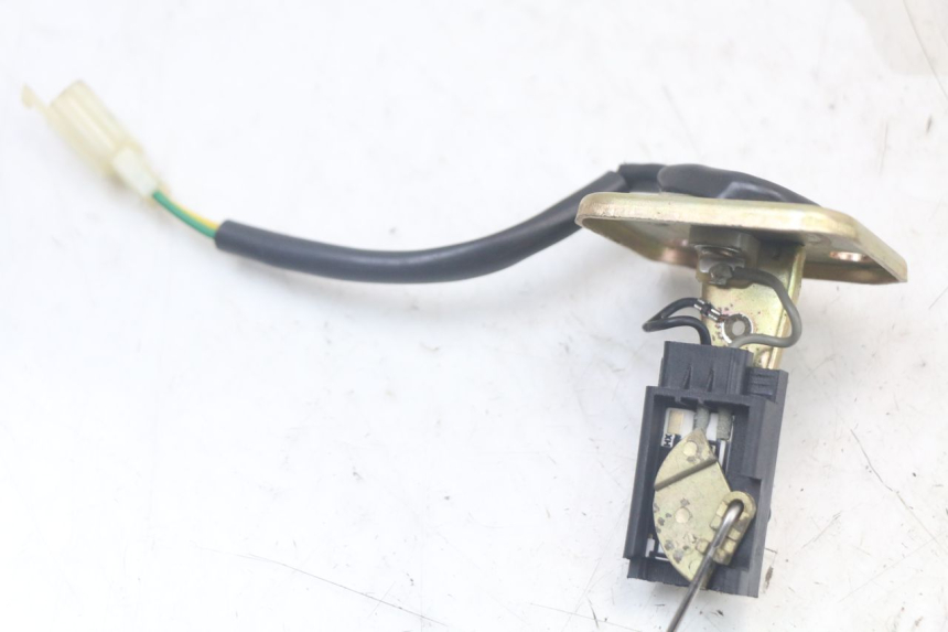 photo de FUEL TANK GAUGE SYM FIDDLE 3 III 125 (2014 - 2020) - Alternative perspective