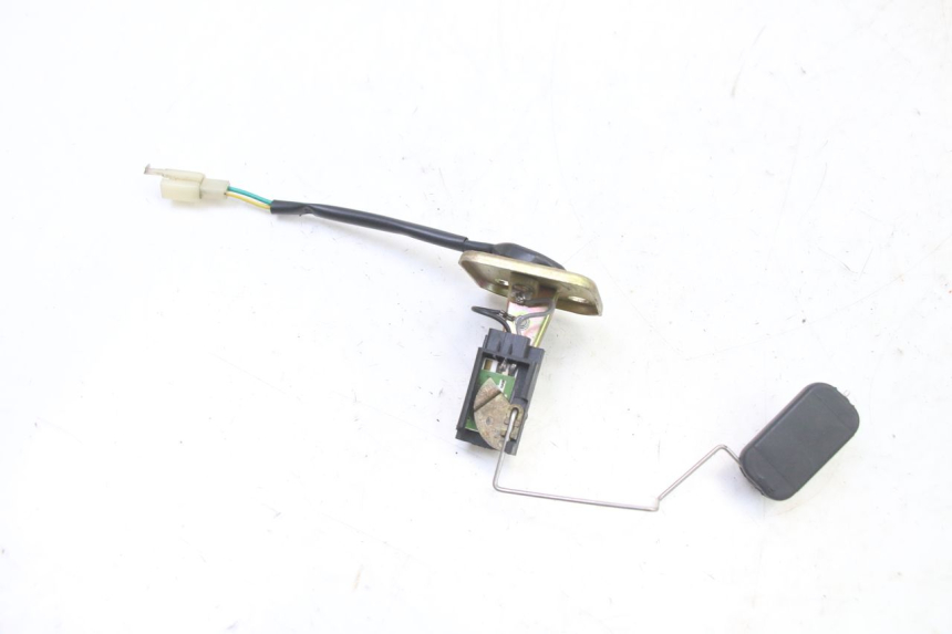 photo de FUEL TANK GAUGE SYM FIDDLE 3 III 125 (2014 - 2020) - Zoom on usage condition