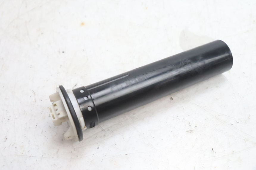 photo de FUEL TANK GAUGE PIAGGIO FLY 2T 50 (2004 - 2017) - Alternative perspective