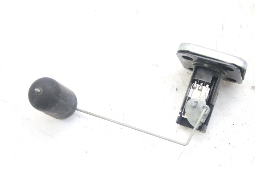 photo de FUEL TANK GAUGE PIAGGIO FLY 4T 50 (2013 - 2017) - Zoom on usage condition
