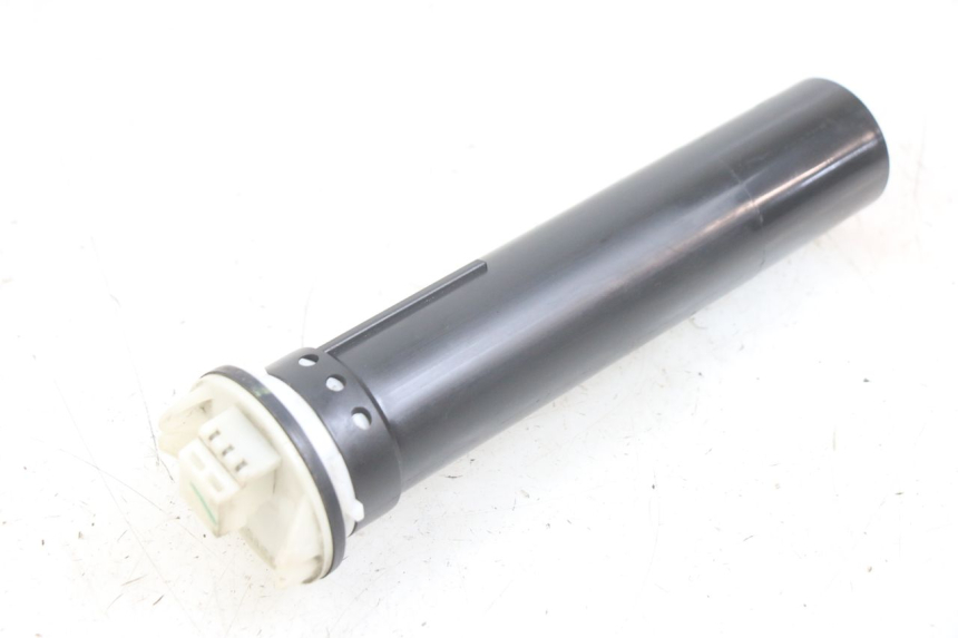 photo de FUEL TANK GAUGE PIAGGIO FLY 125 (2005 - 2012) - Main view