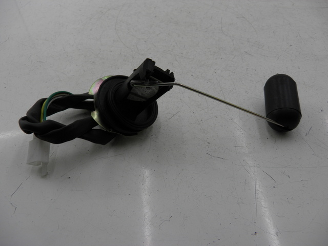 photo de FUEL TANK LEVEL JM MOTOR JULIA 50 (2010 - 2014) - Alternative perspective