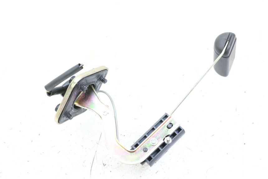 photo de FUEL TANK GAUGE PEUGEOT KISBEE 4T 50 (2018 - 2022) - Zoom on usage condition