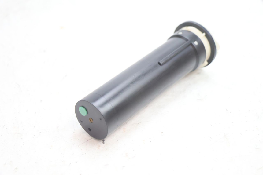 photo de FUEL TANK LEVEL PIAGGIO LIBERTY 125 (1998 - 2008) - Technical close-up