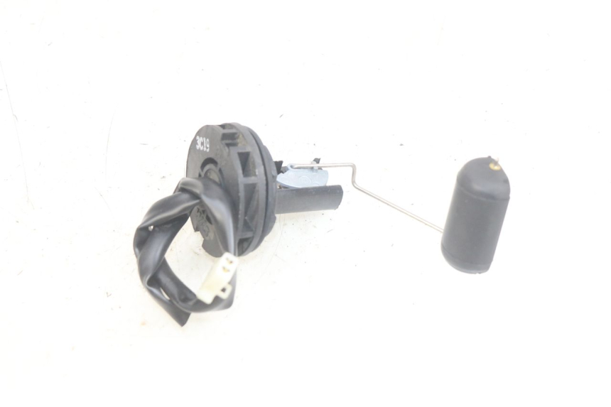 photo de FUEL TANK GAUGE SYM MIO 50 (2011 - 2017) - Zoom on usage condition