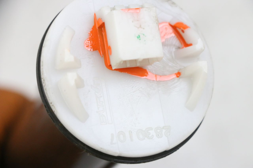 photo de FUEL TANK LEVEL PIAGGIO MP3 HPE 300 (2019 - 2026) - Product overview