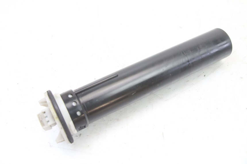 photo de FUEL TANK GAUGE PIAGGIO MP3 LT 400 (2007 - 2012) - Zoom on usage condition