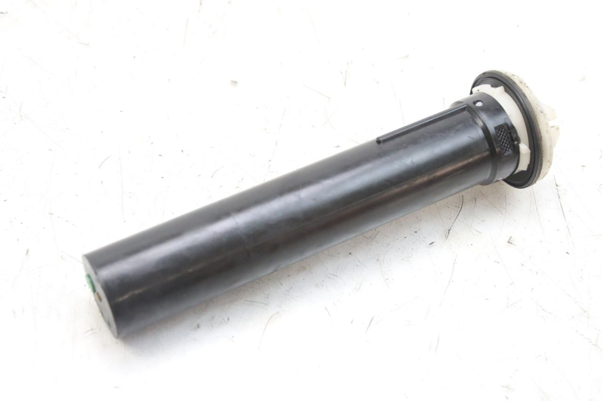 photo de FUEL TANK GAUGE PIAGGIO MP3 RL 250 (2006 - 2010) - Zoom on usage condition