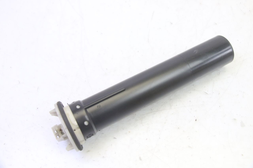 photo de FUEL TANK LEVEL PIAGGIO MP3 125 (2006 - 2014) - Alternative perspective