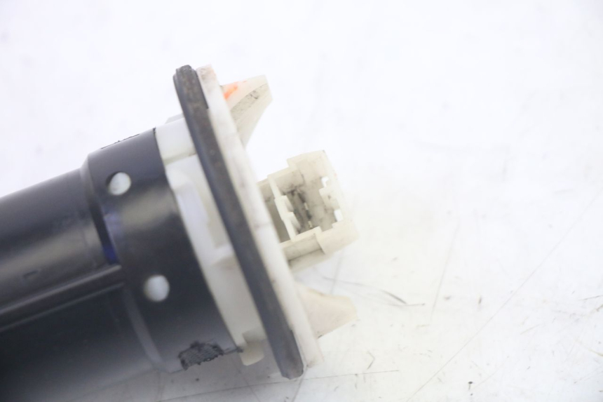 photo de FUEL TANK GAUGE PIAGGIO MP3 RL 250 (2006 - 2010) - Component detail