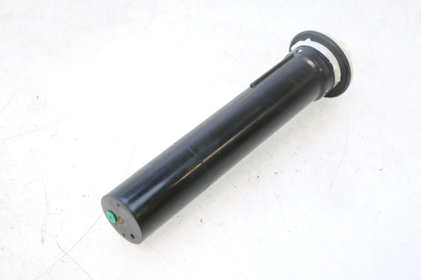 photo de FUEL TANK LEVEL PIAGGIO MP3 500 (2011 - 2015) - Alternative perspective