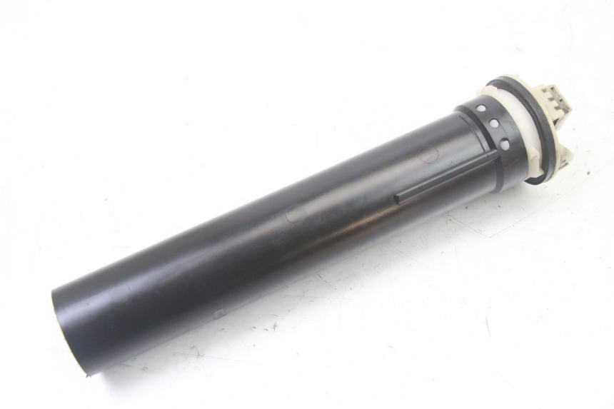 photo de FUEL TANK GAUGE PIAGGIO X8 125 (2004 - 2007) - Zoom on usage condition