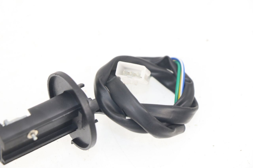 photo de FUEL TANK GAUGE JM MOTORS SANTANA 50 (2014 - 2023) - Zoom on usage condition