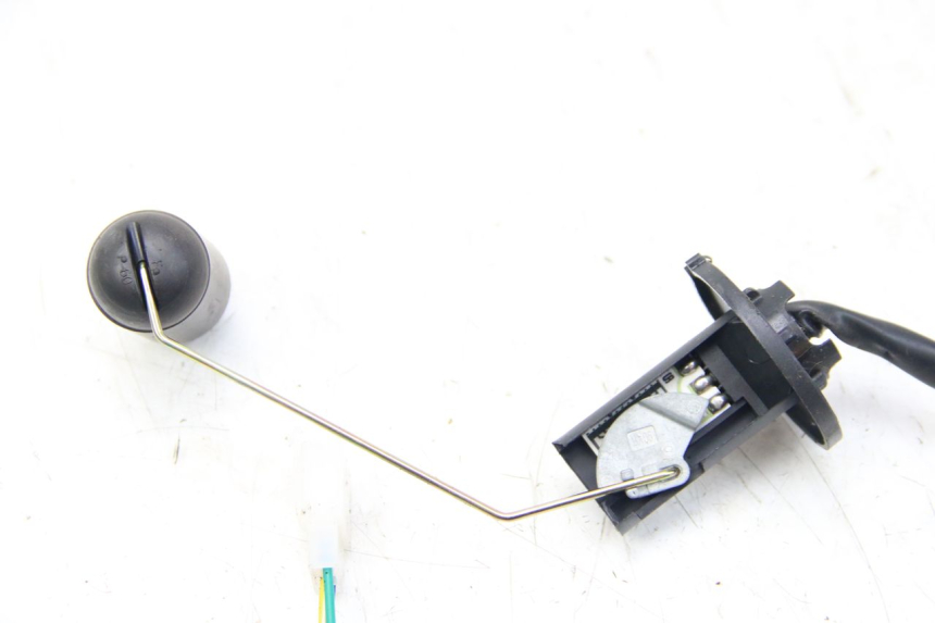 photo de FUEL TANK GAUGE JM MOTORS SANTANA 50 (2014 - 2023) - Alternative perspective