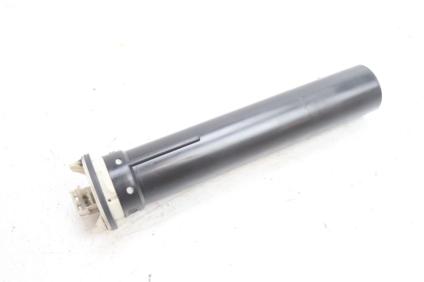 photo de FUEL TANK LEVEL PEUGEOT SATELIS 125 (2006 - 2009) - Technical close-up