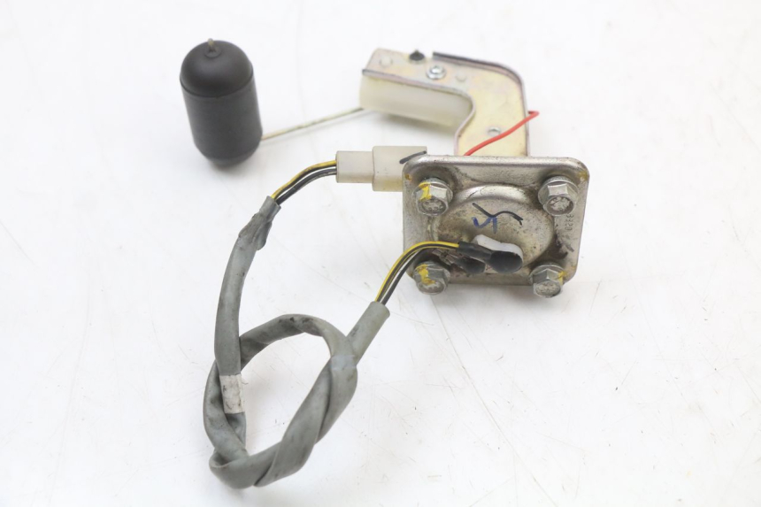 photo de FUEL TANK GAUGE APRILIA SR 2T 50 (2018 - 2022) - Zoom on usage condition