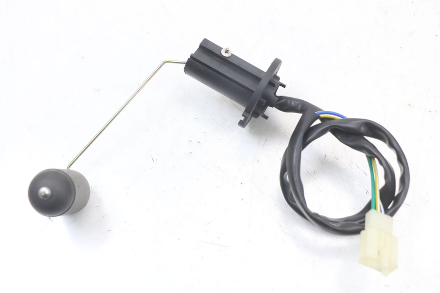 photo de FUEL TANK GAUGE VASTRO STREET X 4T 50 (2016 - 2021) - Zoom on usage condition
