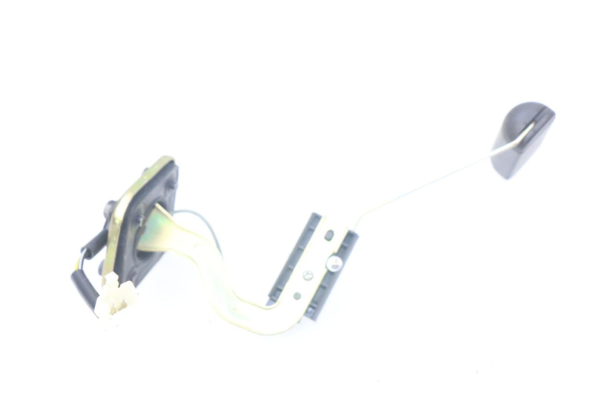 photo de FUEL TANK GAUGE PEUGEOT STREETZONE 4T 50 (2018 - 2023) - Alternative perspective