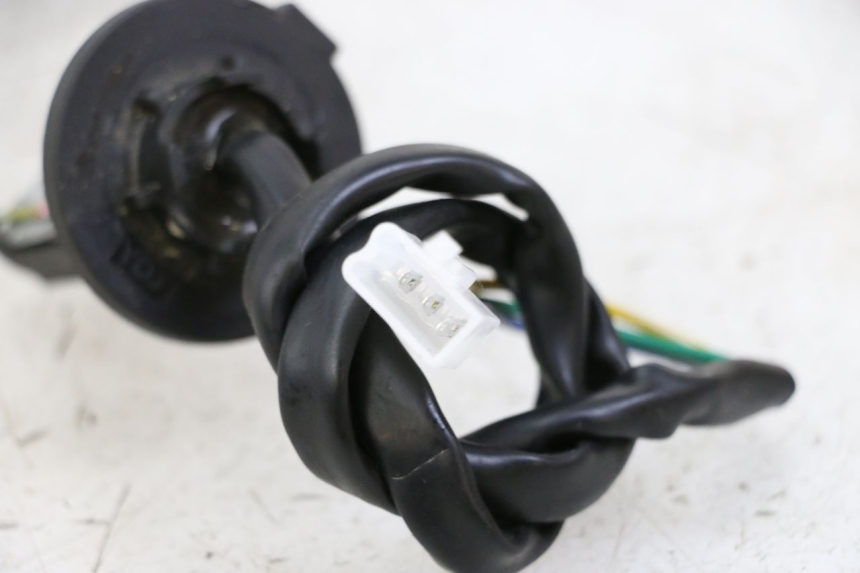 photo de FUEL TANK GAUGE TNT MOTOR BOSTON 4T 50 (2018 - 2025) - Alternative perspective