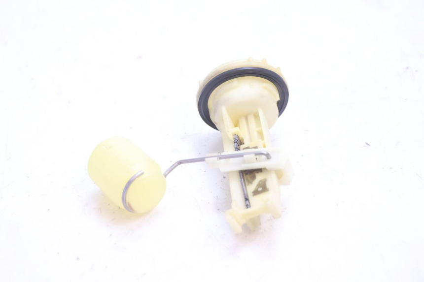 photo de FUEL TANK LEVEL PEUGEOT TREKKER TKR 50 (2005 - 2014) - Technical close-up