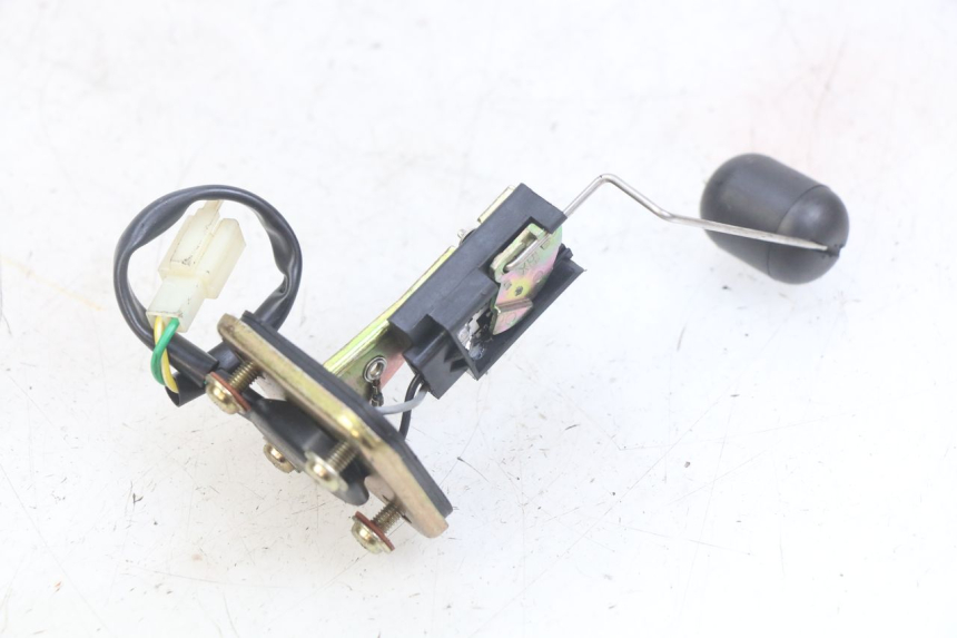 photo de FUEL TANK GAUGE PEUGEOT TWEET 125 (2018 - 2021) - Alternative perspective