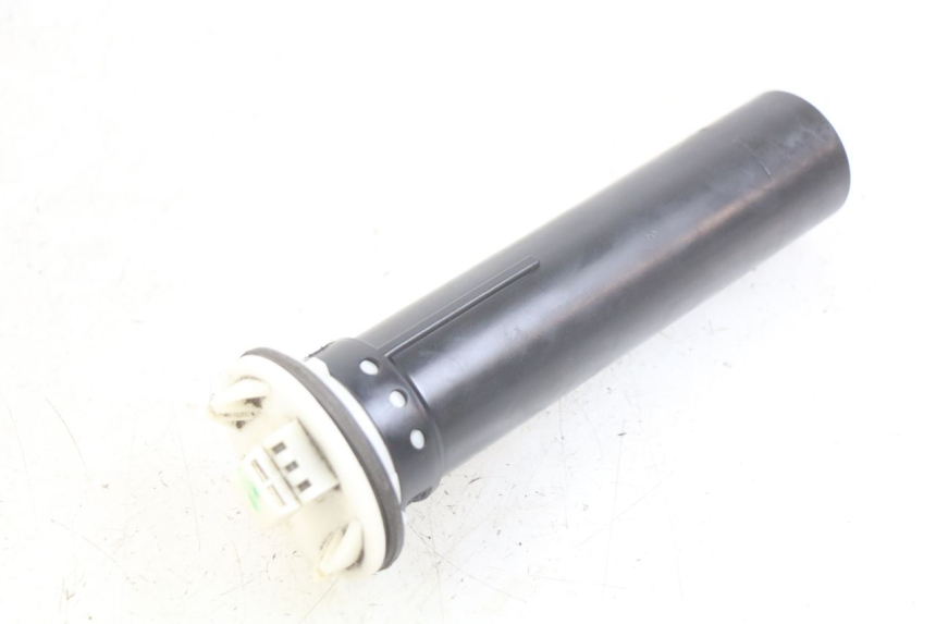 photo de FUEL TANK GAUGE PIAGGIO VESPA LX 2T 50 (2005 - 2013) - Zoom on usage condition