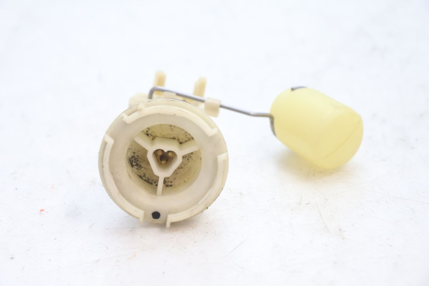 photo de FUEL TANK LEVEL PEUGEOT VIVACITY 50 (1998 - 2003) - Zoom on usage condition