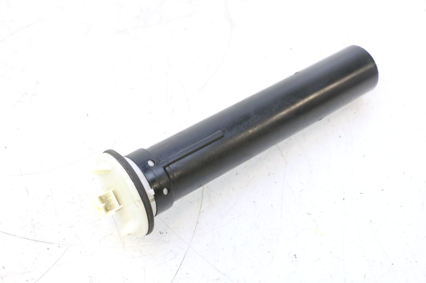 photo de FUEL TANK LEVEL PIAGGIO X8 STREET 125 (2006 - 2007) - Main view