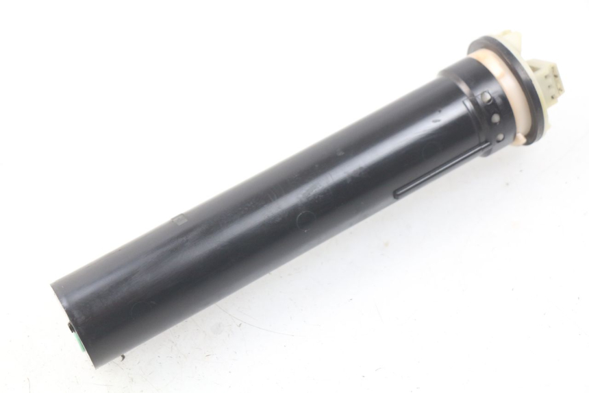photo de FUEL TANK GAUGE PIAGGIO X8 125 (2004 - 2007) - Main view