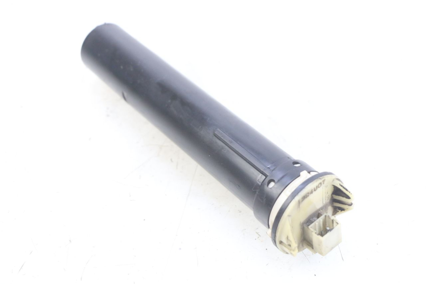 photo de FUEL TANK GAUGE PIAGGIO X8 125 (2004 - 2007) - Main view