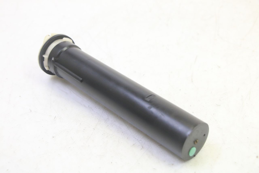 photo de FUEL TANK GAUGE PIAGGIO X8 125 (2004 - 2007) - Technical close-up