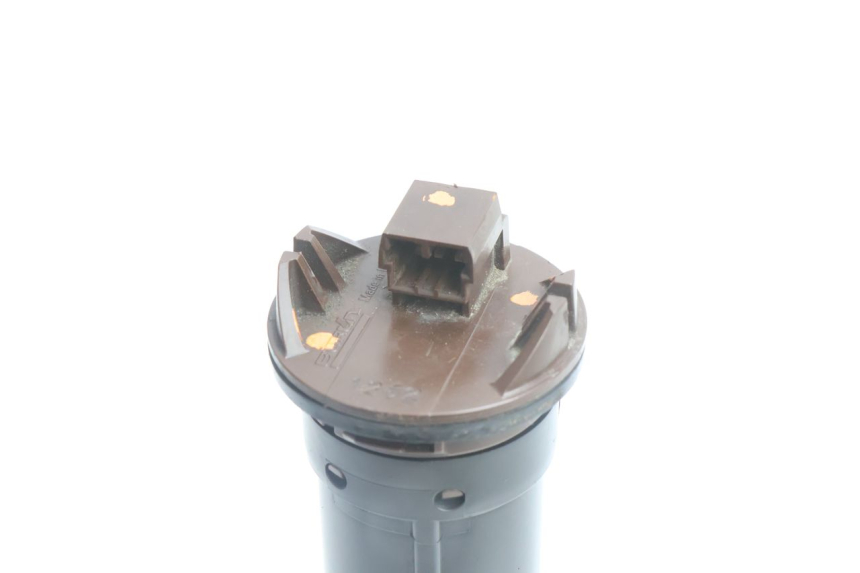 photo de FUEL TANK LEVEL PIAGGIO X9 AMALFI 180 (2000 - 2003) - Zoom on usage condition