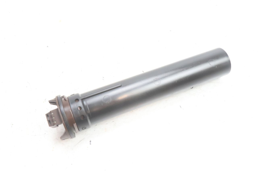 photo de FUEL TANK LEVEL PIAGGIO X9 AMALFI 180 (2000 - 2003) - Alternative perspective