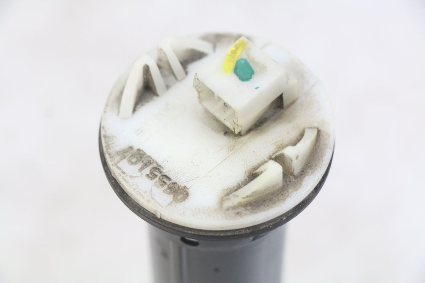 photo de FUEL TANK GAUGE PIAGGIO XEVO - X EVO 125 (2007 - 2017) - Component detail