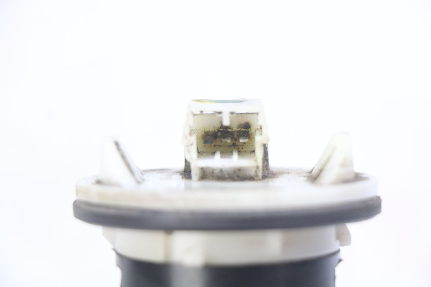 photo de FUEL TANK GAUGE PIAGGIO XEVO - X EVO 125 (2007 - 2017) - Zoom on usage condition